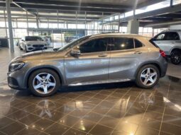 
										Mercedes-Benz GLA 2019 full									