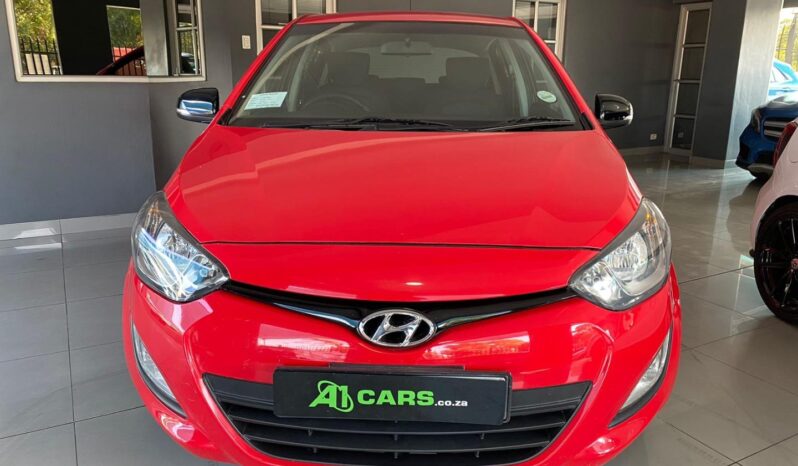 
								Hyundai I20 2015 full									