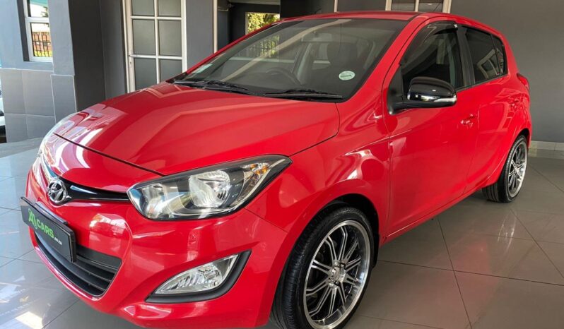 
								Hyundai I20 2015 full									