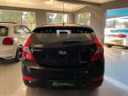 Hyundai Accent 2015